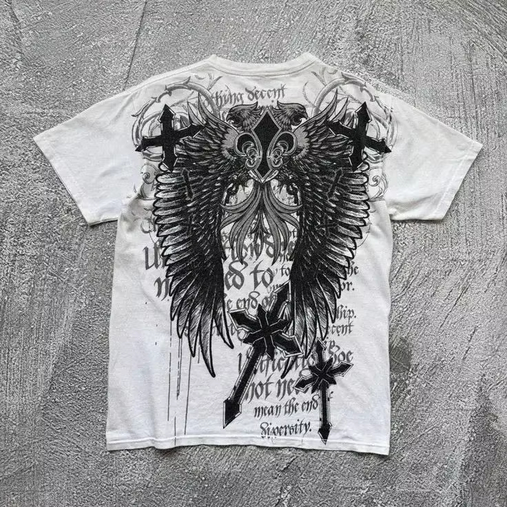 T-shirt Y2K gothique avec croi - Streetwear Brand Graphics avis et prix